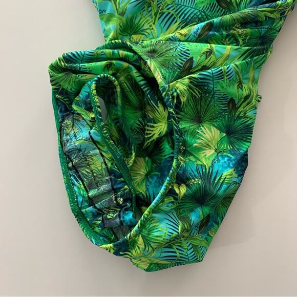 VDM Revolve Savannah Tropical Green One Piece Swimsuit Lace Up Back Bathing Suit - Picture 7 of 11